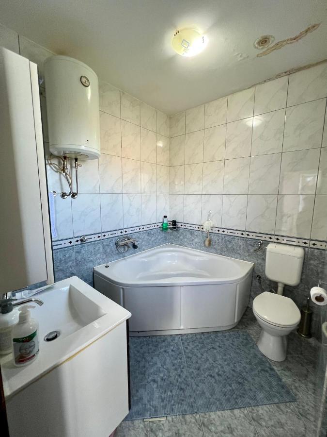 Holiday House Bistrik SJJ Exterior foto