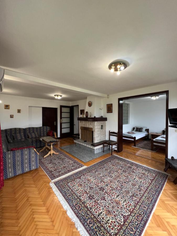 Holiday House Bistrik SJJ Exterior foto